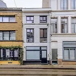 Casa Moderna